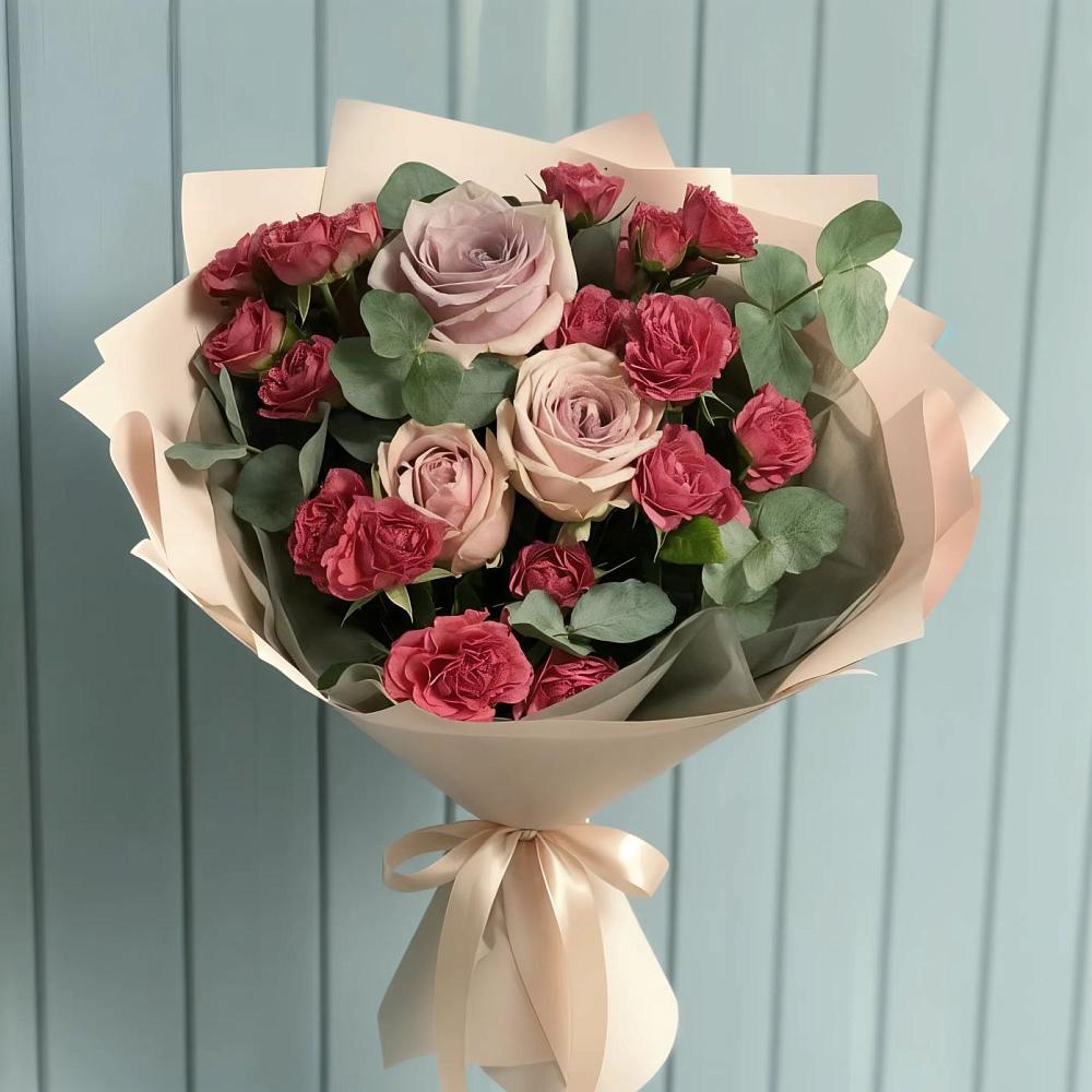 Букет цветов из: Гвоздики и Розы в Биорках