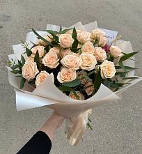 Букет Кремовые розы Латте в Биорках