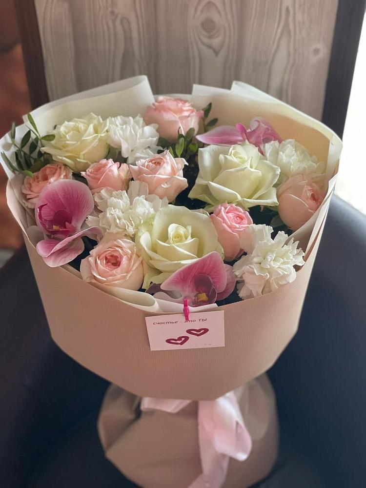 Букет цветов из: Орхидеи, Розы и Гвоздики в Биорках