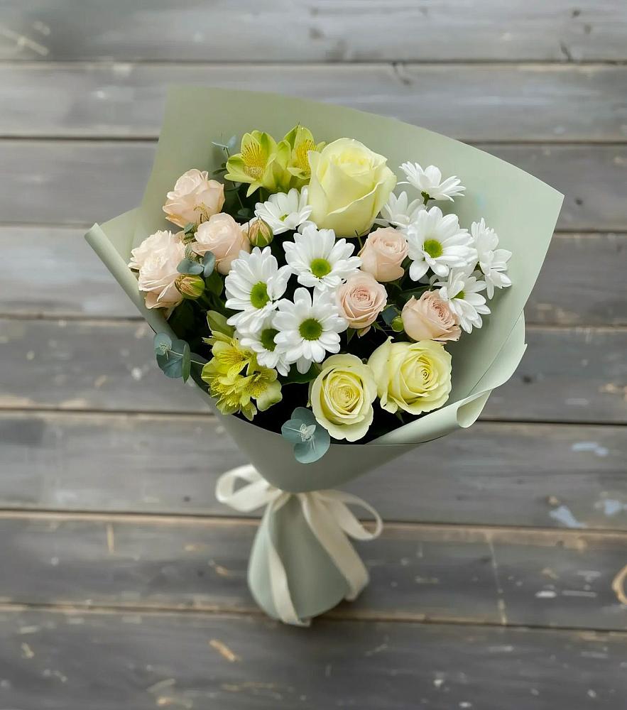 Букет цветов из: Альстромерии, Розы и Хризантемы в Биорках
