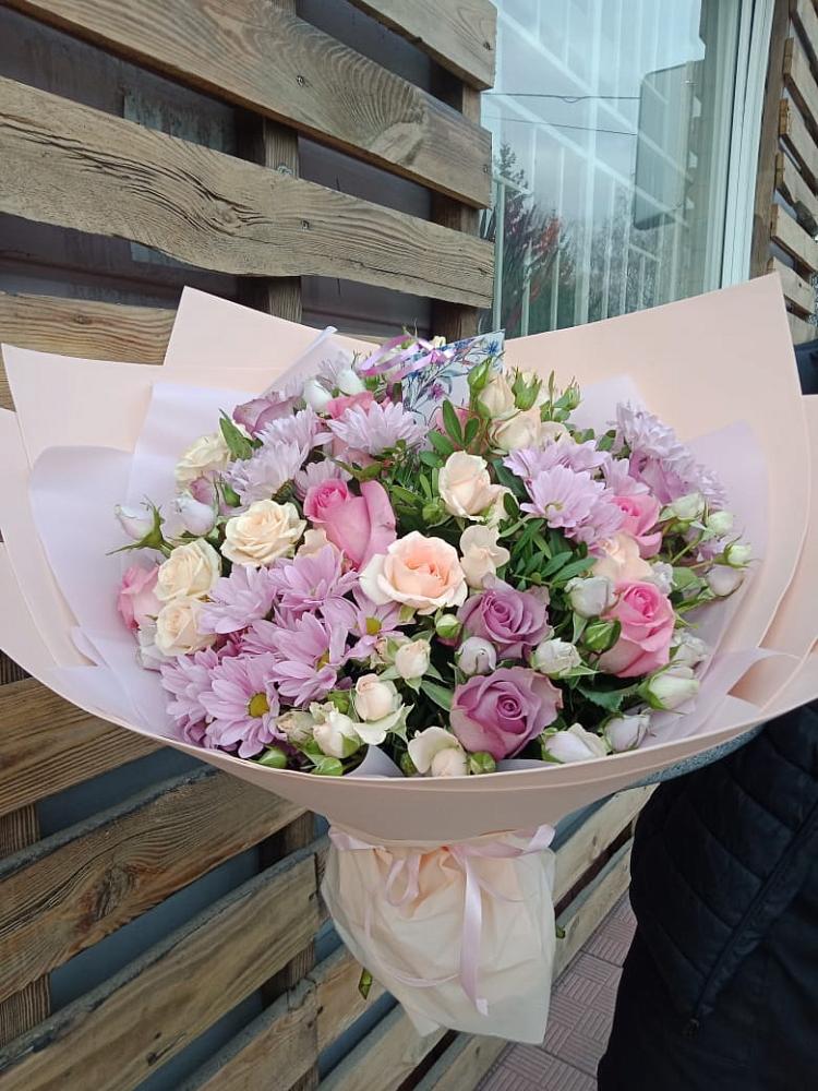 Букет цветов из: Розы и Хризантемы в Биорках