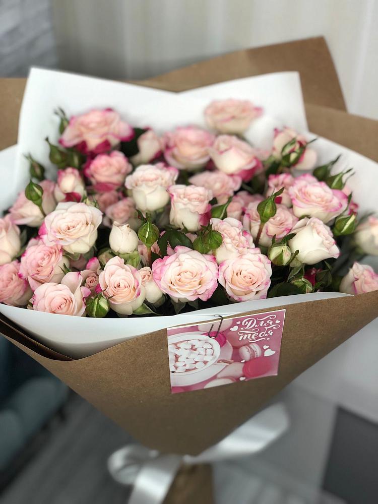 Букет цветов из: Розы в Биорках