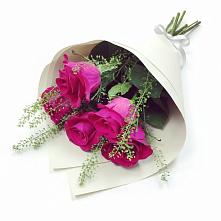 Букет цветов из:  Розы в Биорках