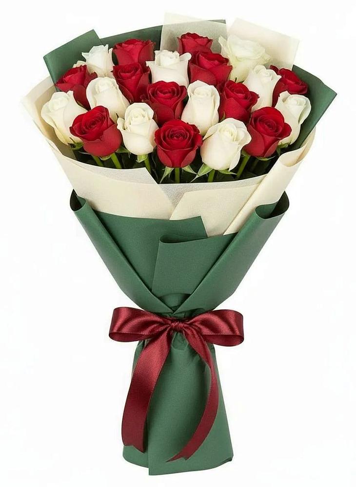 Букет Микс из красных и белых роз в Биорках