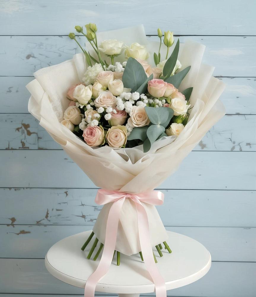 Букет цветов из: Розы и Лизиантусы в Биорках