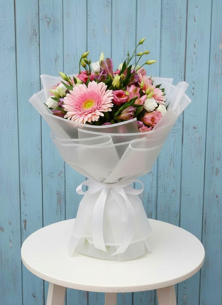 Букет цветов из: Герберы, Альстромерии и Лизиантусы в Биорках