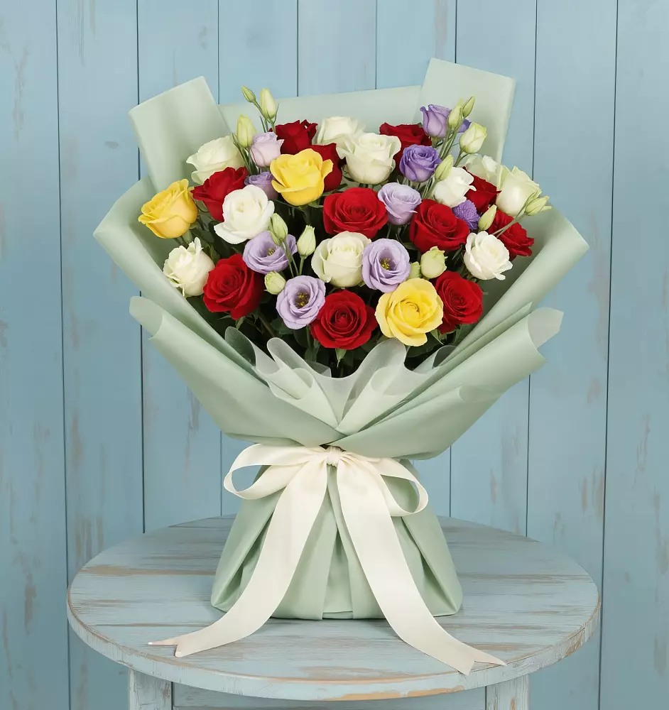 Букет цветов из: Розы в Биорках